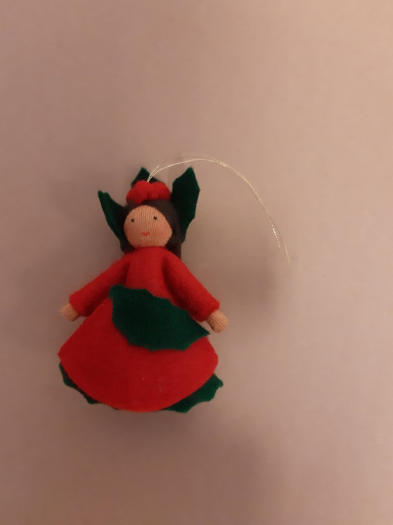 Seasonal doll Ilex girl hanging 1