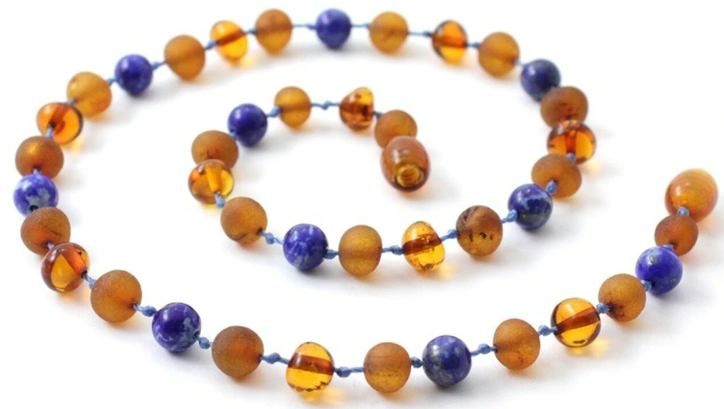 Barnsteen ketting cognac kleurig met lapis lazulli