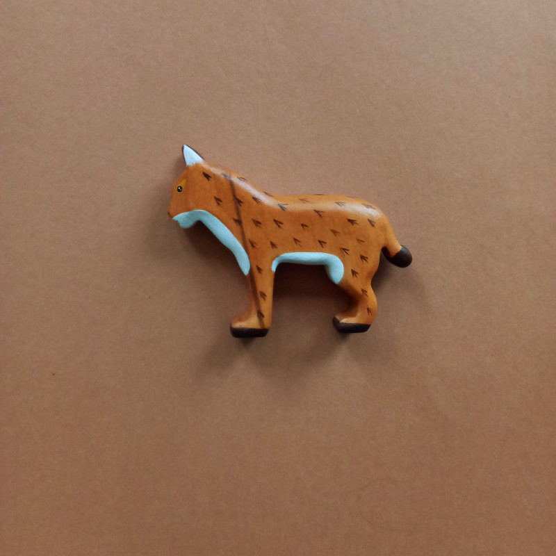 Wooden lynx