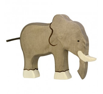 Holztiger elephant standing