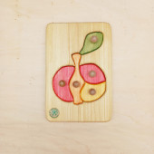 Drei Blatter wooden puzzle apple