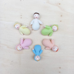 Vilten poppetje baby 1 several colours