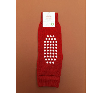 Hirsch natur woolen leg warmers with antislip red