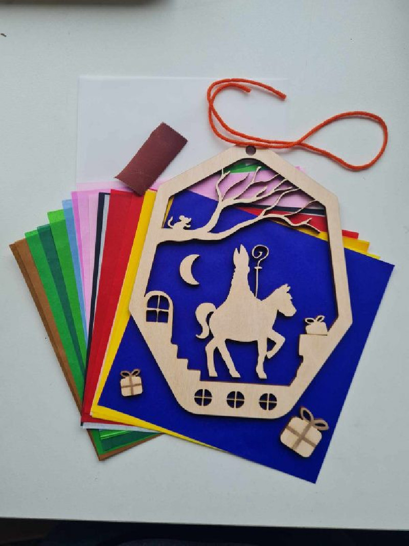 Kleine Knoest Sinterklaas raamhanger maakpakket