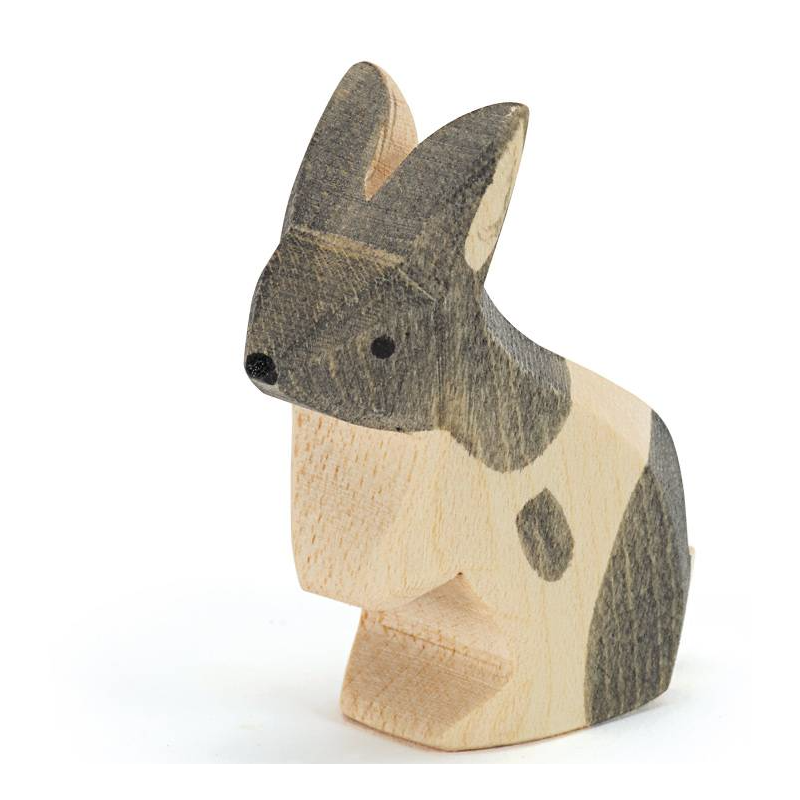 Ostheimer black dotted rabbit standing (15021)