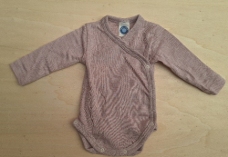 Cosilana wikkelromper lange mouw 70% wol 30% zijde rood (71063)