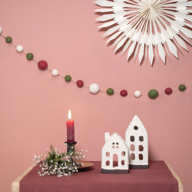 Sjaal met Verhaal viltslinger viltballetjes gingerbread