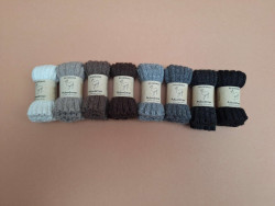 De colores baby alpaca beenwarmers naturel tinten