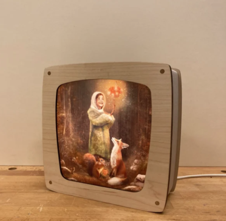 Iris Esther silhouet Guiding Light