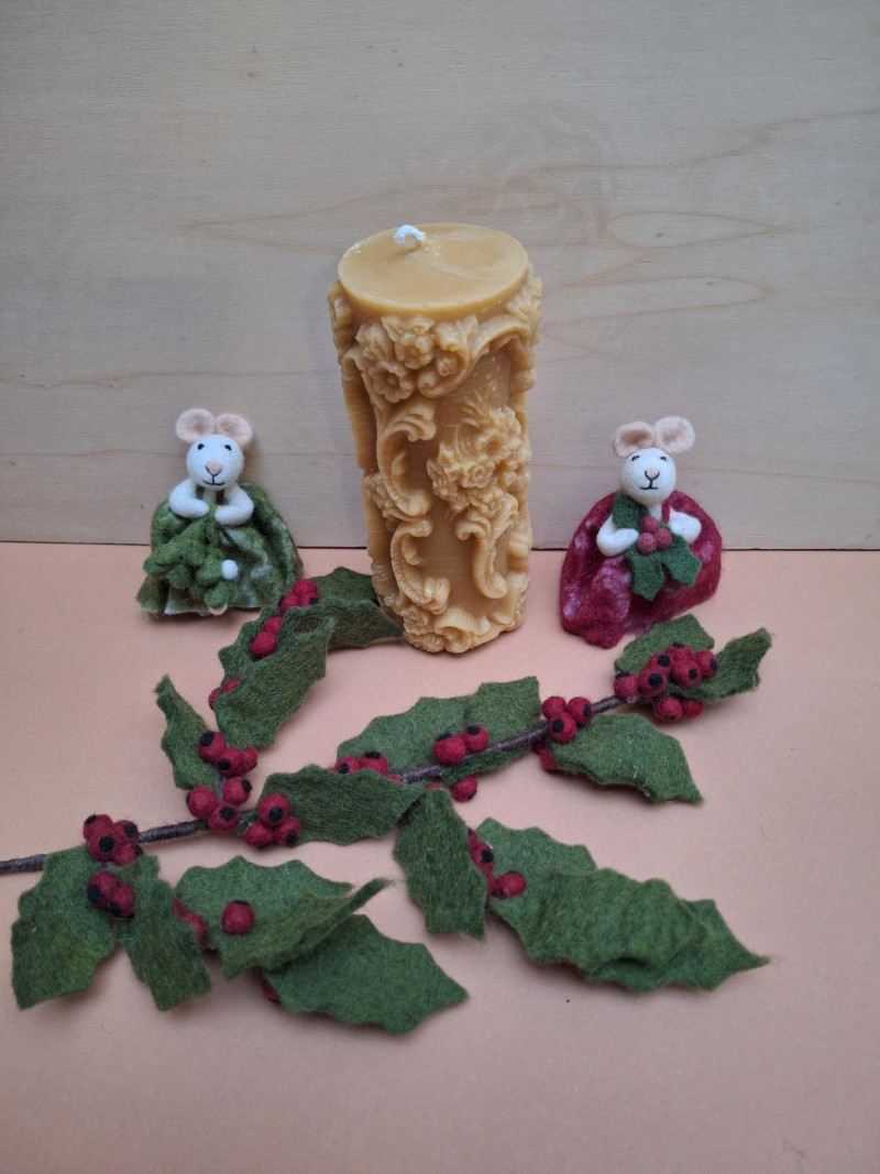 Sirius bee wax candle yellow two pieces 30*3,5cm