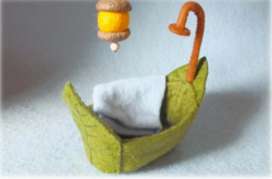 Atelier Pippilotta poppenhuis bladerbadje, handdoek en eikellampje