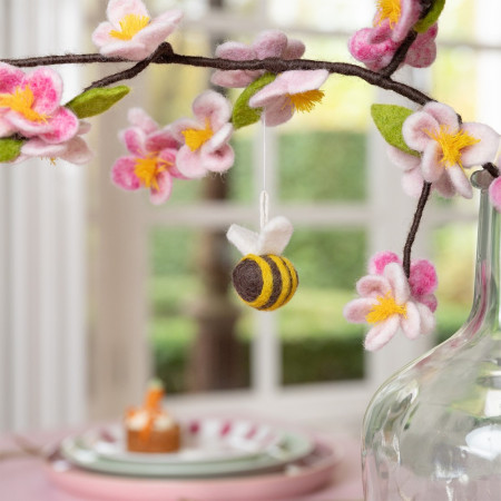 Sjaal met Verhaal hangertje bij