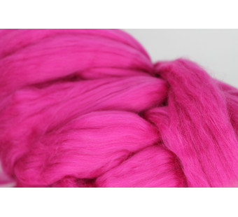 Duitse merino lontwol magenta Duitse merino lontwol magenta