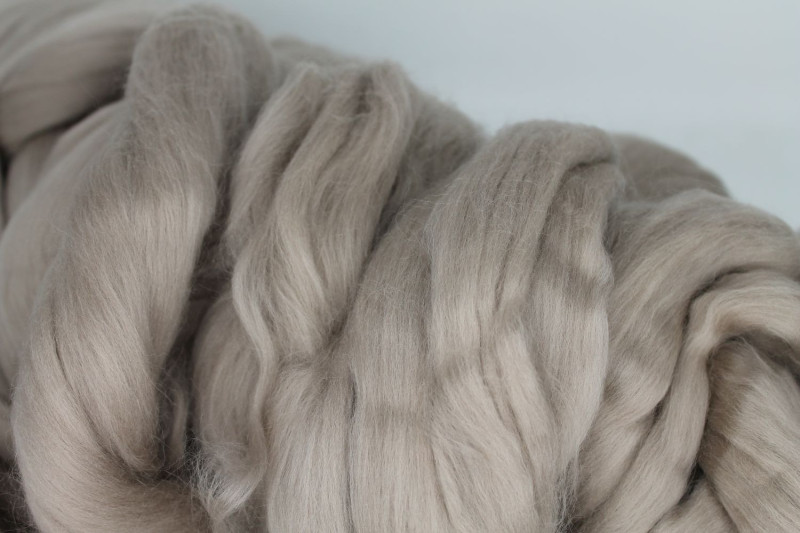 Duitse merinolontwol beigebruin