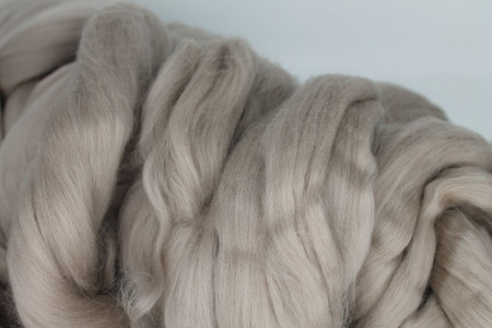 Duitse merinolontwol beigebruin