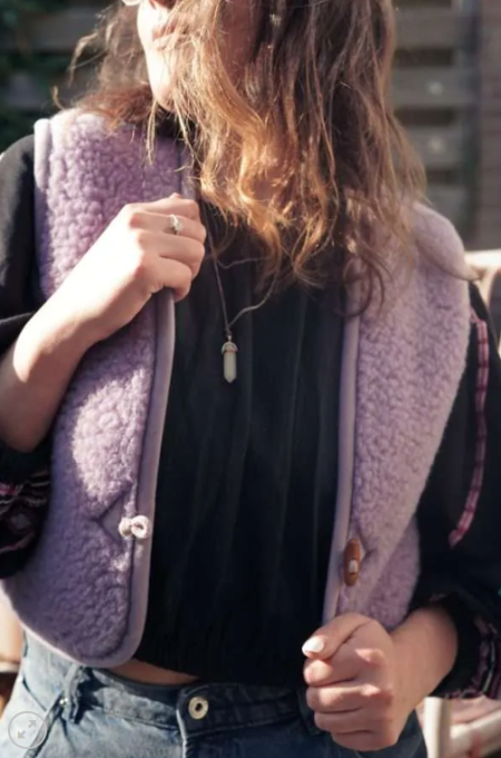 We are wovens wollen bodywarmer shorty lila (volwassen)