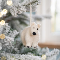 Sjaal met verhaal hanger ice bear wihte