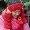 Sjaal met verhaal wollen handwarmers granny square rood