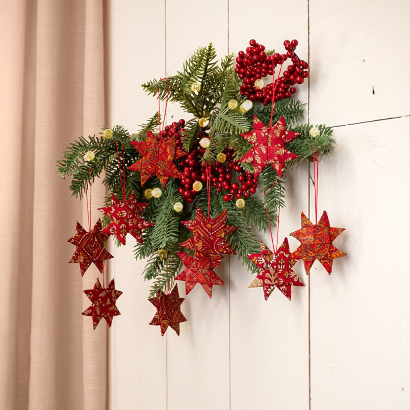 Sjaal met verhaal hanger Sari ster roodtinten