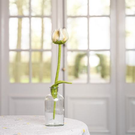 Sjaal met verhaal woolfelted tulip Gini