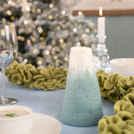 Sjaal met verhaal vaas ijsblauw small