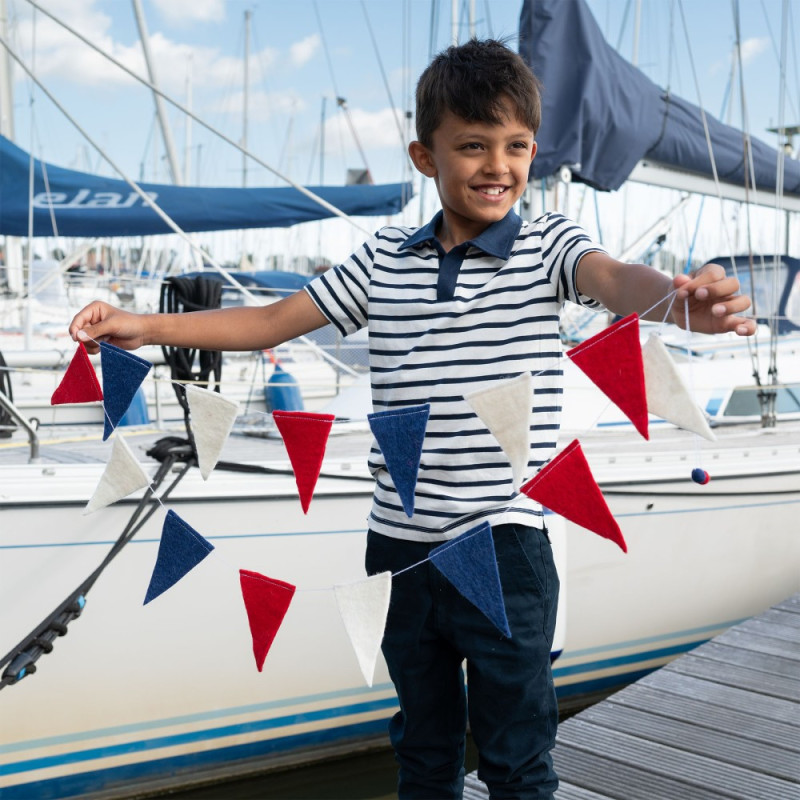 Sjaal met verhaal viltslinger vlaggetjes rood wit blauw