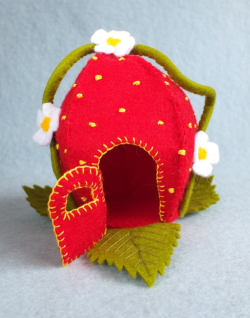 Aardbeienhuisje  (Atelier Pippilotta)