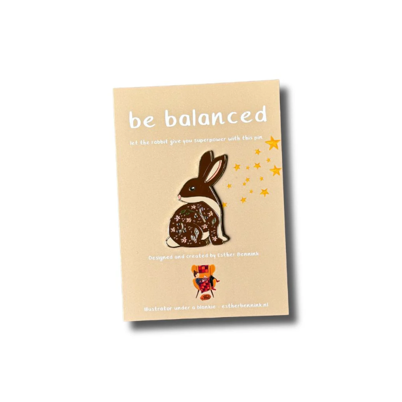 Esther Bennink pin 'Be Balanced' konijn