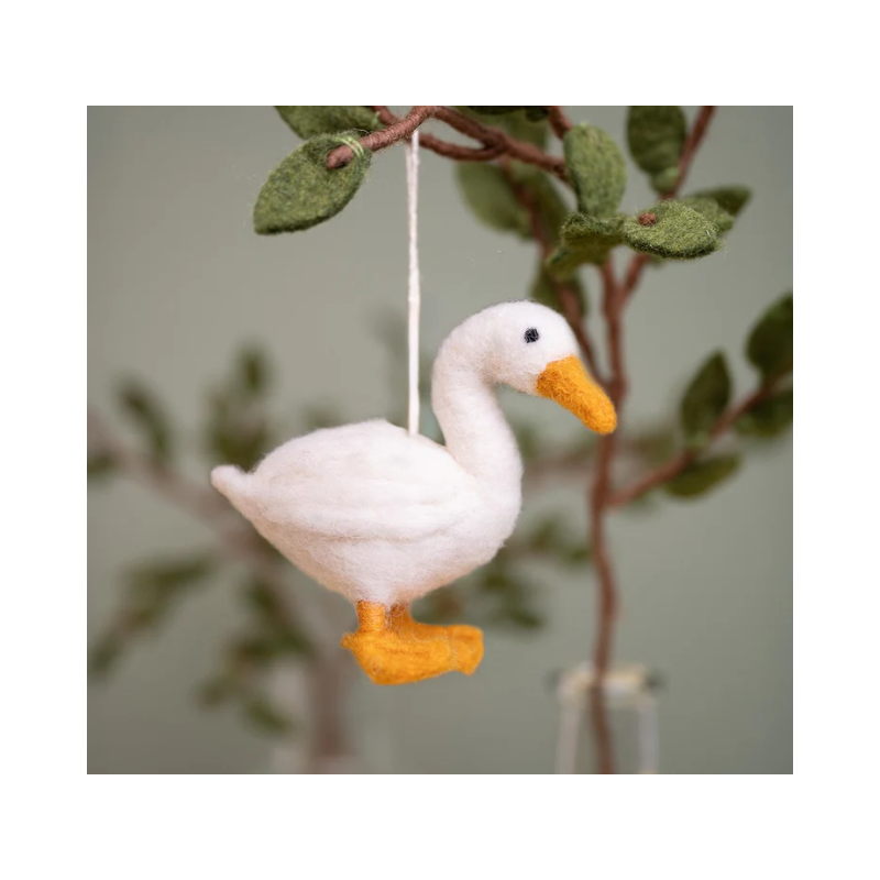 Sjaal met verhaal woolfelted hanger peking duck