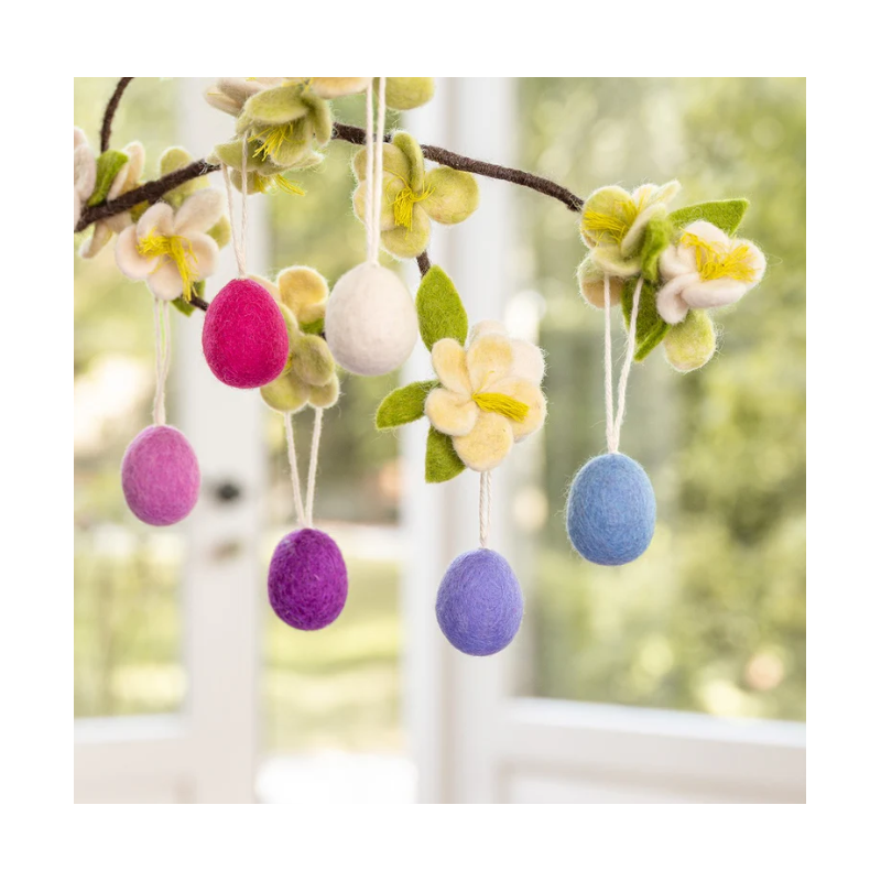 Sjaal met verhaal set van 6 gevilte paaseieren violettinten