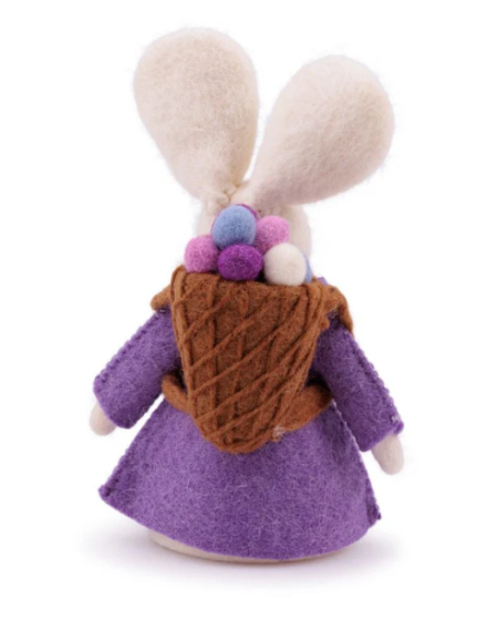 Sjaal met verhaal staande haas met mandje met paaseieren op de rug lila