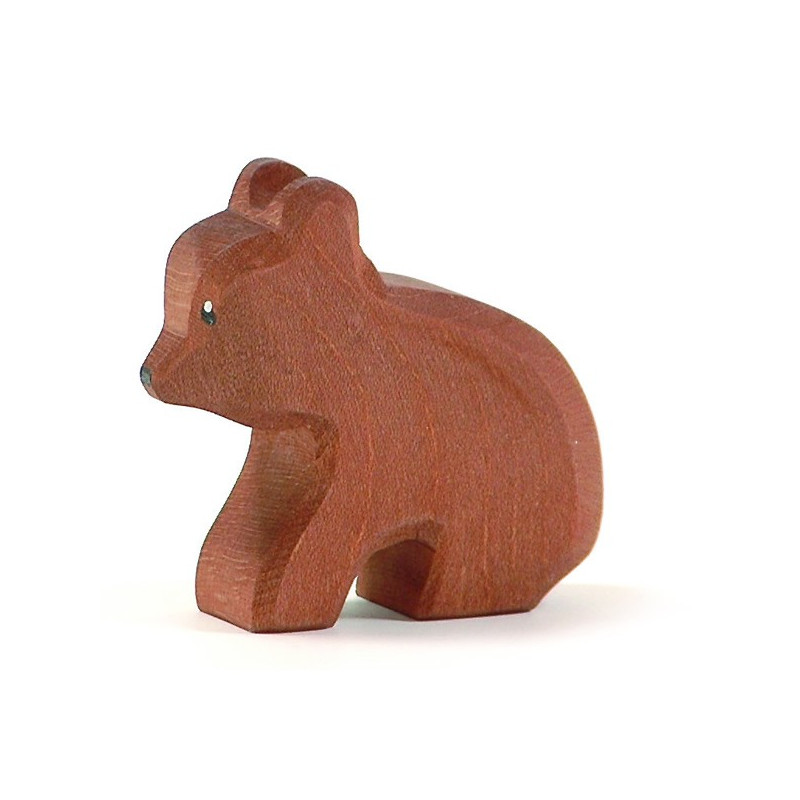 Ostheimer kleine beer zittend (22004)