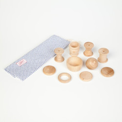 Grapat set van 10 naturelkleurige houten vormen (15-130)
