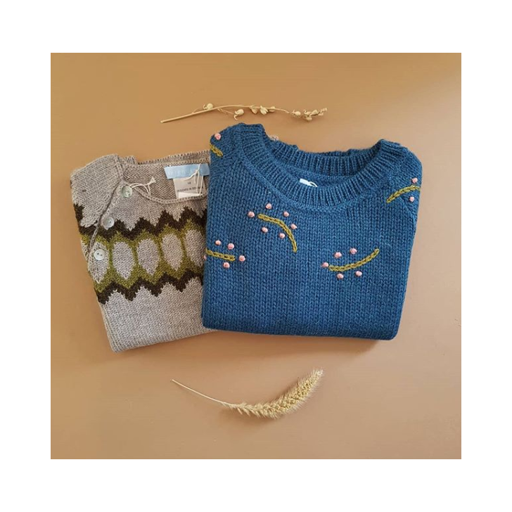 Longsleeves, short sleeves and wrap over shirts